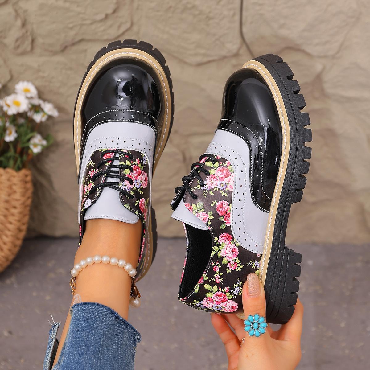 Жіночі броги широкої повноти, Оксфорди з тисненої шкіри з квітковим візерунком, Плоскі туфлі на шнурівці з круглим носком та кольоровими блоками 39 чорний
Жіночі броги широкої повноти, Оксфорди з тисненої шкіри з квітковим візерунком, Плоскі туфлі на шнурівці з круглим носком та кольоровими блоками 39 чорний