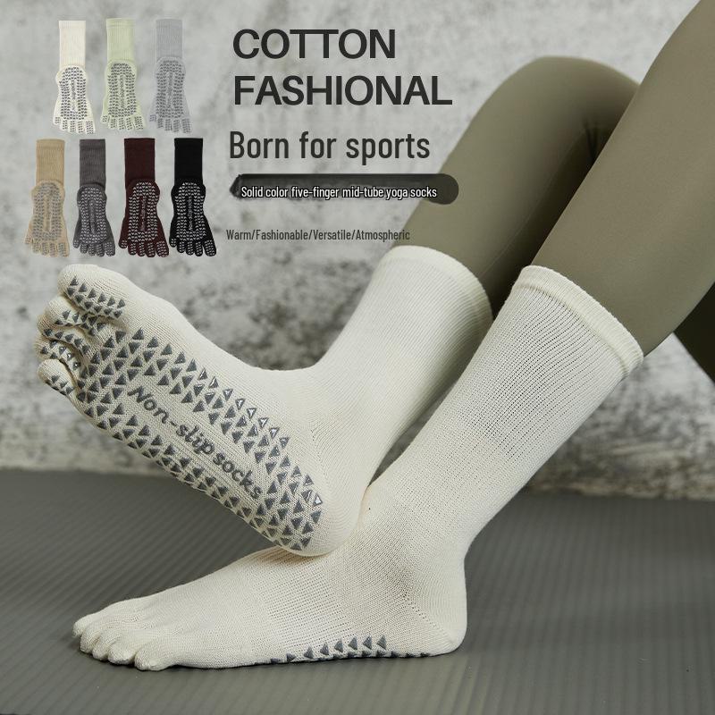 Women s Non-Slip Five-Finger Yoga Pilates Socks, Sweat-Absorbent Mid-Tube for Spring/Summer One Size
Women s Non-Slip Five-Finger Yoga Pilates Socks, Sweat-Absorbent Mid-Tube for Spring/Summer One Size