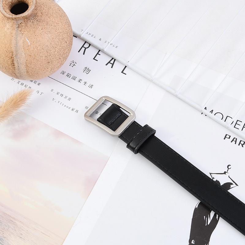 Trendy Black Retro Leather Waist Belt - Versatile Thin Fashion Style for Jeans and Students
Trendy Black Retro Leather Waist Belt - Versatile Thin Fashion Style for Jeans and Students