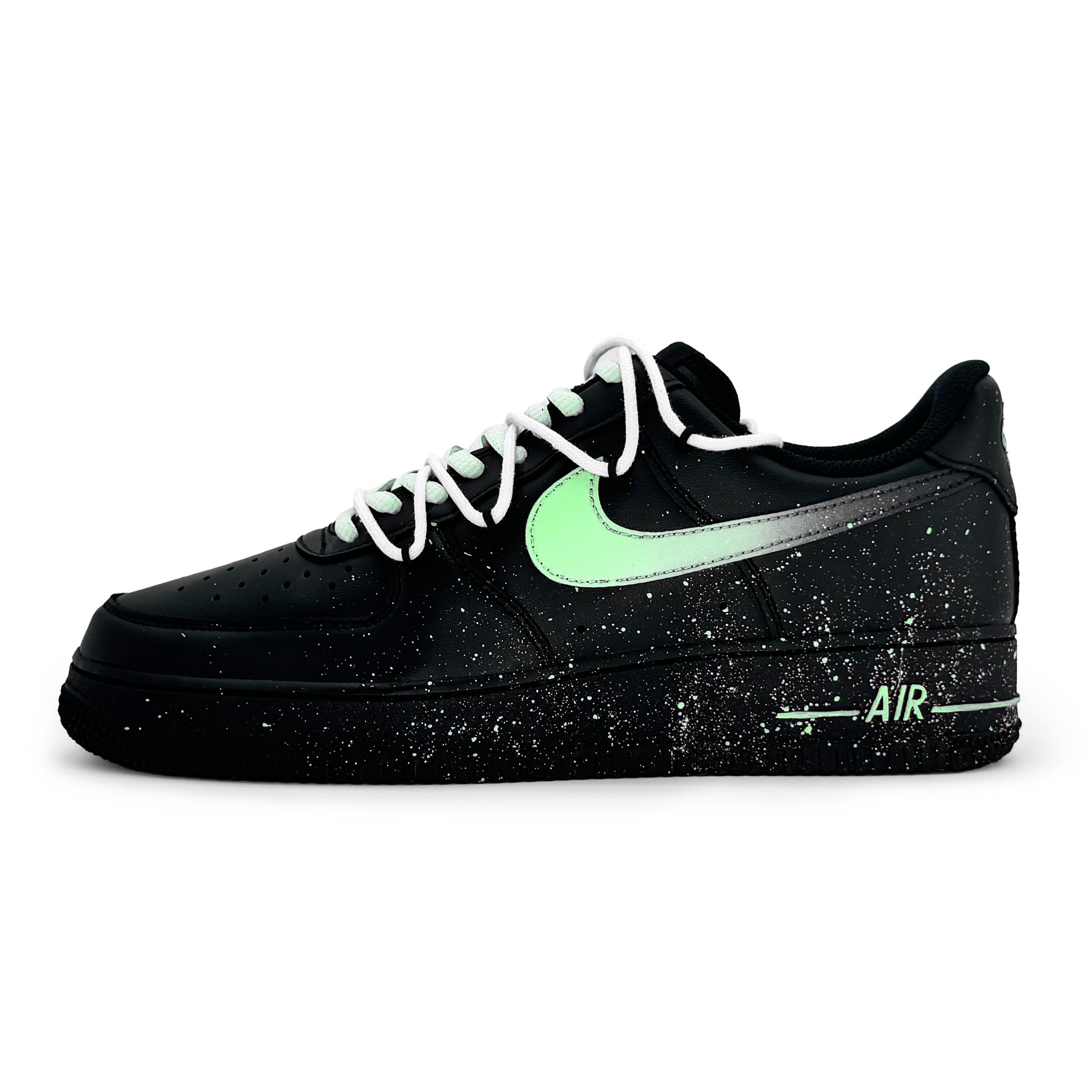 Nike Air Force 1 Low Slip Resistant Abrasion Resistant Low top Skateboard Shoes Women s Black Green DD8959-001(Team317-) 36.5
Nike Air Force 1 Low Slip Resistant Abrasion Resistant Low top Skateboard Shoes Women s Black Green DD8959-001(Team317-) 36.5