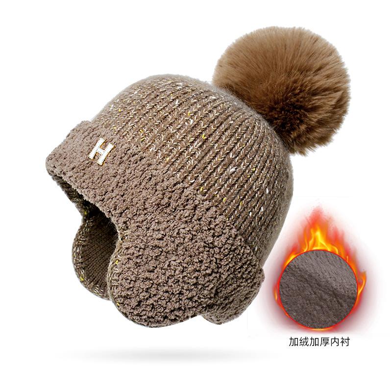 Winter velvet ear protector pullover hat European and American fashion H standard hat women s cold and warm knitted wool hat tide хакі
Winter velvet ear protector pullover hat European and American fashion H standard hat women s cold and warm knitted wool hat tide хакі