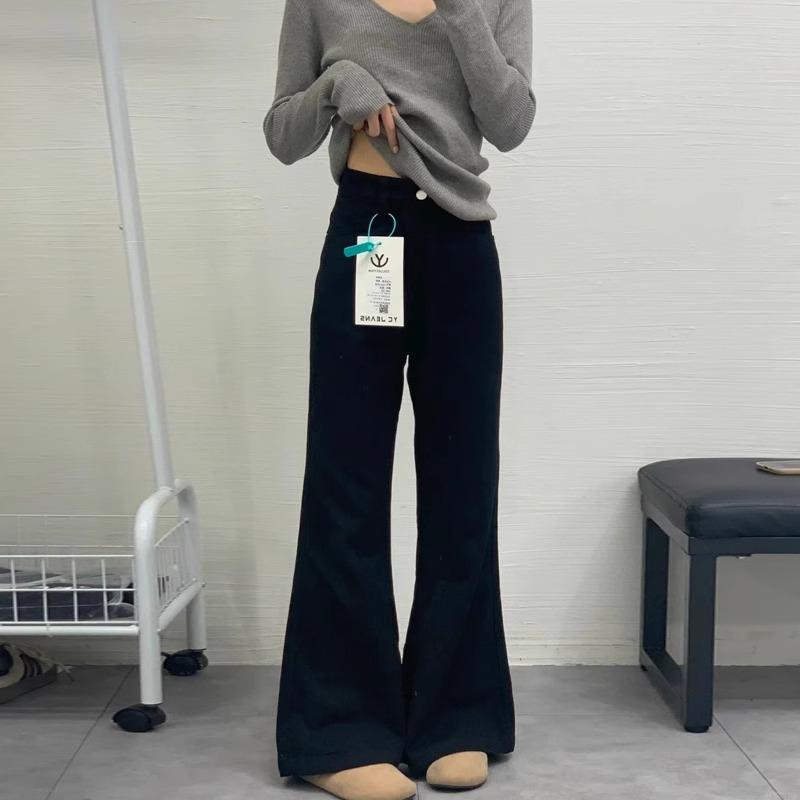Plus Size High Waist Flare Jeans for Women - Loose, Non-Clingy, Straight Leg, Slimming Fit for Autumn/Winter S
Plus Size High Waist Flare Jeans for Women - Loose, Non-Clingy, Straight Leg, Slimming Fit for Autumn/Winter S