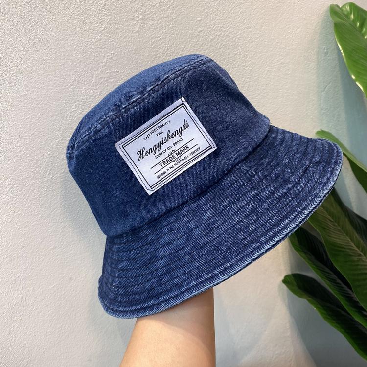 Korean and Japanese style versatile denim patch fisherman hat, spring and summer retro Hong Kong style street sun protection bucket hat for women M(56-58cm) джинсовий синього кольору
Korean and Japanese style versatile denim patch fisherman hat, spring and summer retro Hong Kong style street sun protection bucket hat for women M(56-58cm) джинсовий синього кольору