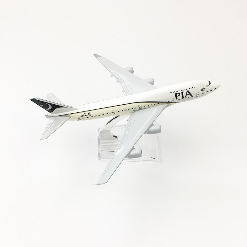 Souvenir 16cm Pakistan PIA Airways B747 Airplane Model Aircraft Diecast Metal 1/400 Scale Metal Alloy With Landing Gear Plane
Souvenir 16cm Pakistan PIA Airways B747 Airplane Model Aircraft Diecast Metal 1/400 Scale Metal Alloy With Landing Gear Plane