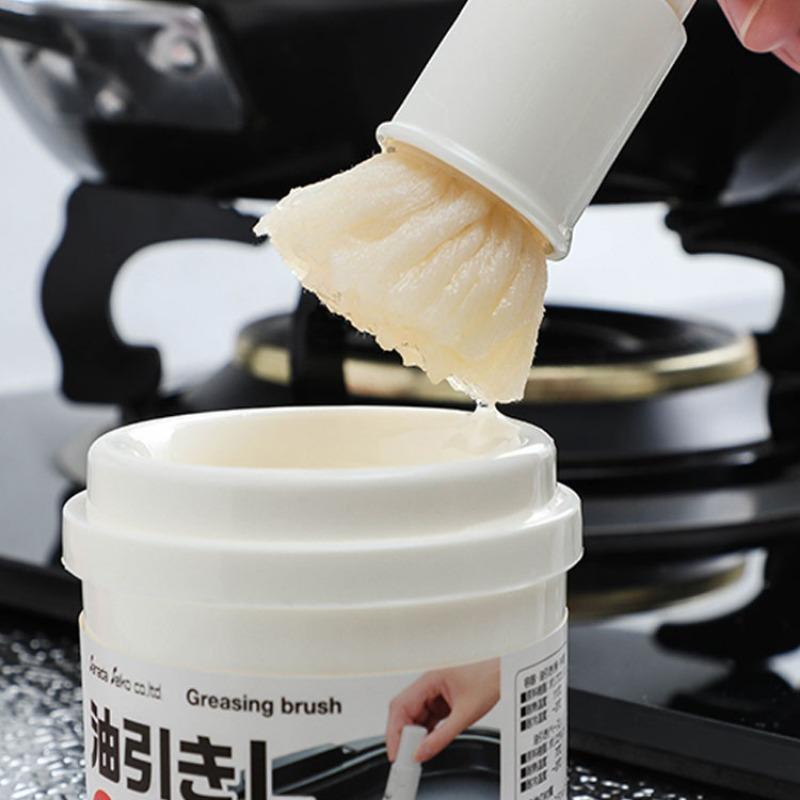 Japanese Oil Brush with Bottle Integrated Barbecue Brush Kitchen Heat-resistant Baking Small Brush Oil Bottle
Japanese Oil Brush with Bottle Integrated Barbecue Brush Kitchen Heat-resistant Baking Small Brush Oil Bottle