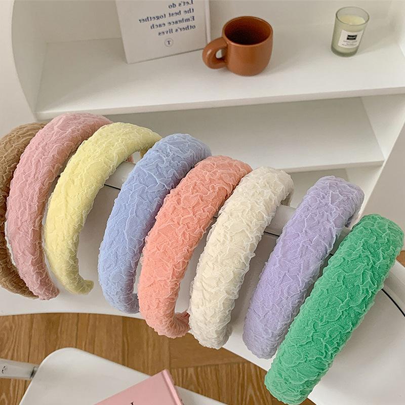 Candy-colored high-crown headband, Korean internet celebrity style, elegant headband, age-reducing wide-brimmed hair headband, hair ornament 1#Pink
Candy-colored high-crown headband, Korean internet celebrity style, elegant headband, age-reducing wide-brimmed hair headband, hair ornament 1#Pink