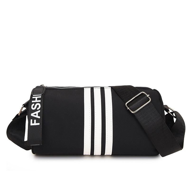 Холщовая сумка большой вместимости для девочек 2025 новая модная универсальная однокомнатная сумка-мессенджер с высоким чувством повседневная сумка-цилиндр чёрный
Холщовая сумка большой вместимости для девочек 2025 новая модная универсальная однокомнатная сумка-мессенджер с высоким чувством повседневная сумка-цилиндр чёрный