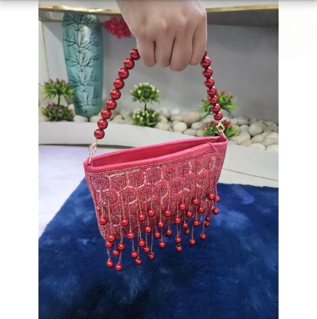 Red Bridal Bag Designer Ladies Purse Embroidered Wedding Clutch Bridesmaid Gift for Her Affordable Birthday Gift for Mom Friend Sister червоний
Red Bridal Bag Designer Ladies Purse Embroidered Wedding Clutch Bridesmaid Gift for Her Affordable Birthday Gift for Mom Friend Sister червоний