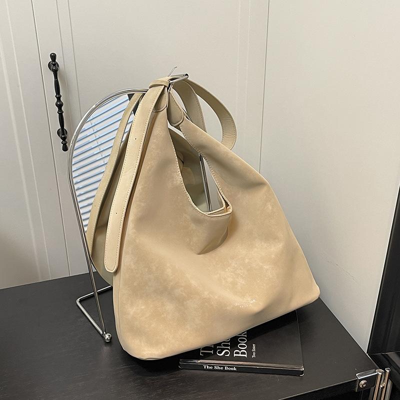 Women Vintage Simple and Versatile Tote Bag Trendy Korean Textured Casual Shoulder Bag Spacious Commuter Shopping Composite Bag
Women Vintage Simple and Versatile Tote Bag Trendy Korean Textured Casual Shoulder Bag Spacious Commuter Shopping Composite Bag