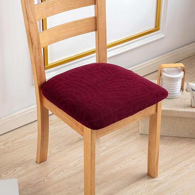 Эластичные жаккардовые чехлы на сиденья для стульев для столовой, съемные моющиеся, эластичные, с мягкой обивкой, подушка для обеденного стула, чехол красный
Эластичные жаккардовые чехлы на сиденья для стульев для столовой, съемные моющиеся, эластичные, с мягкой обивкой, подушка для обеденного стула, чехол красный
