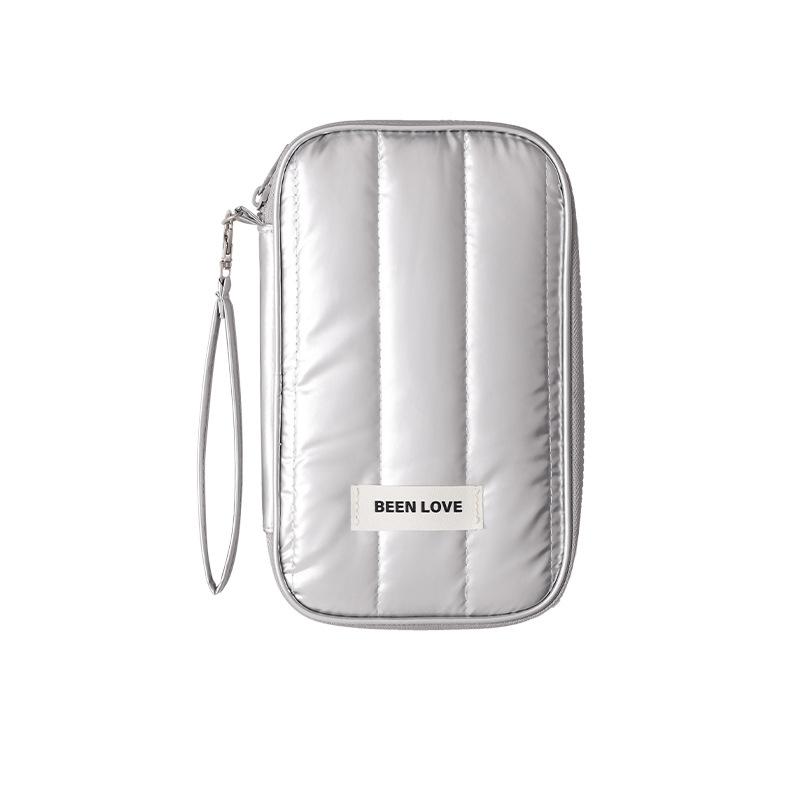 Organizer Travel Accessories Cover Document Bag Card Holder Travel Wallet For Family Passport Holder Waterproof Passport Wallet срібний
Organizer Travel Accessories Cover Document Bag Card Holder Travel Wallet For Family Passport Holder Waterproof Passport Wallet срібний
