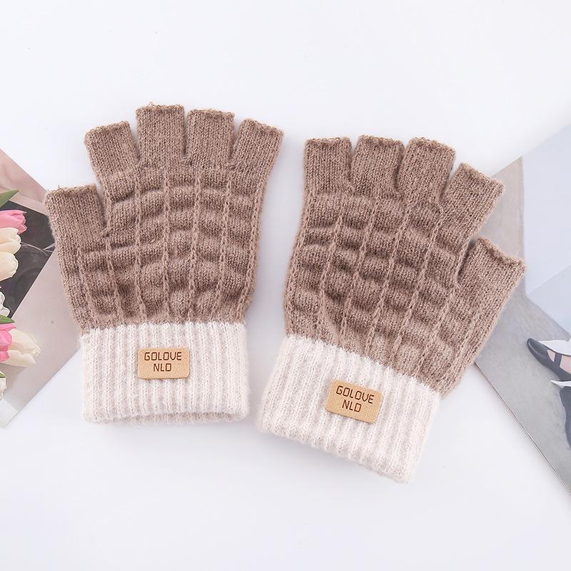 Осень и зима новые перчатки без пальцев простые взрослые утолщенные перчатки для верховой езды для письма холодостойкие шерстяные теплые вязаные перчатки average size темно-серого
Осень и зима новые перчатки без пальцев простые взрослые утолщенные перчатки для верховой езды для письма холодостойкие шерстяные теплые вязаные перчатки average size темно-серого