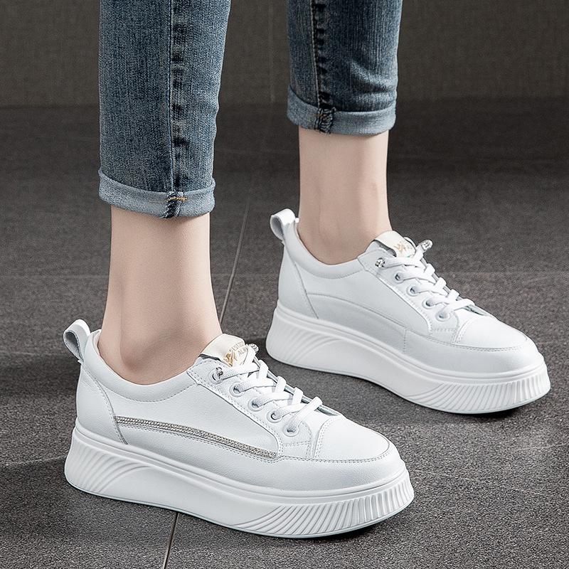 Flat shoes women s Korean version white shoes women s fashion autumn and winter new women s shoes 40 білий
Flat shoes women s Korean version white shoes women s fashion autumn and winter new women s shoes 40 білий
