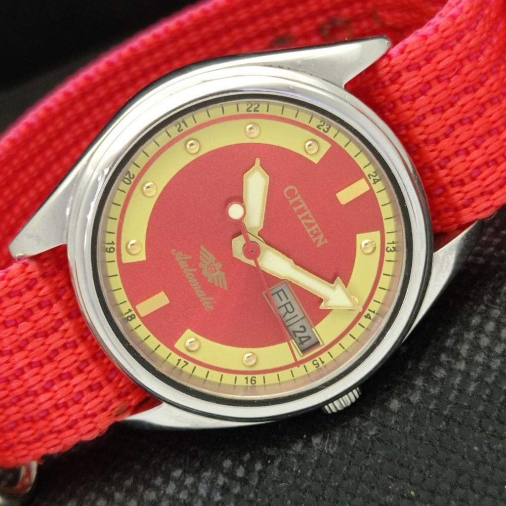 USED VINTAGE CITIZEN AUTOMATIC 8200 JAPAN MENS DAY/DATE RED WATCH 587a-a308361-2 SKU587a-a308361
USED VINTAGE CITIZEN AUTOMATIC 8200 JAPAN MENS DAY/DATE RED WATCH 587a-a308361-2 SKU587a-a308361