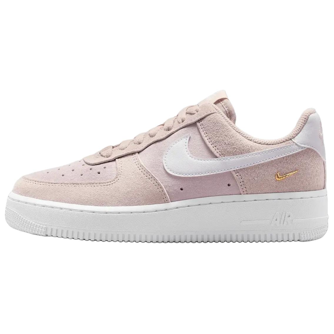 Nike Air Force 1 07 Low SE Women s Casual Shoes IQ9964-600 EU 39
Nike Air Force 1 07 Low SE Women s Casual Shoes IQ9964-600 EU 39