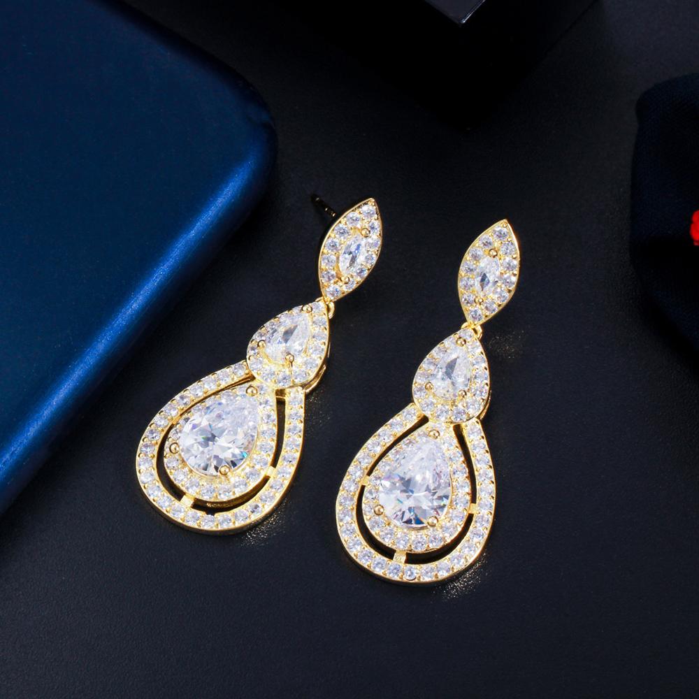Ircons Shiny White Cubic Zirconia Water Drop Earrings for Brides Wedding Evening Party Costume Jewelry Accessories CZ904
Ircons Shiny White Cubic Zirconia Water Drop Earrings for Brides Wedding Evening Party Costume Jewelry Accessories CZ904