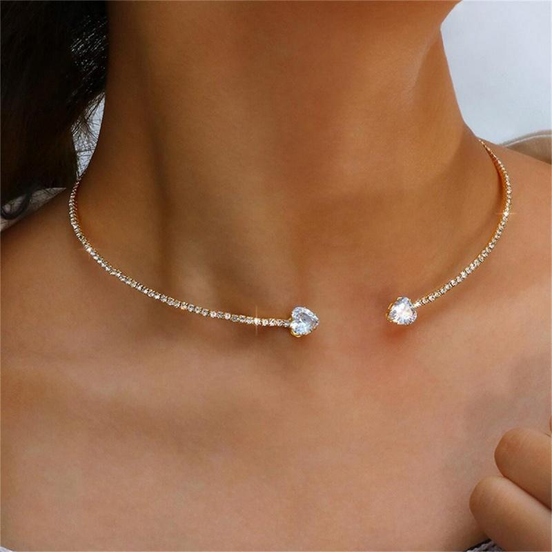 Korean Fashion Rhinestone Heart Collar Choker Necklace for Women Simple Open Collar Necklace Torques Jewelry Accessories золотой
Korean Fashion Rhinestone Heart Collar Choker Necklace for Women Simple Open Collar Necklace Torques Jewelry Accessories золотой