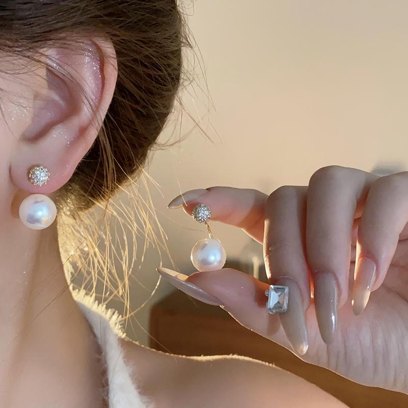 Корейская мода белые шампанские серьги-гвоздики с имитацией жемчуга для женщин и девочек блестящие элегантные серьги-шарики для вечеринки и свидания подарок белый
Корейская мода белые шампанские серьги-гвоздики с имитацией жемчуга для женщин и девочек блестящие элегантные серьги-шарики для вечеринки и свидания подарок белый