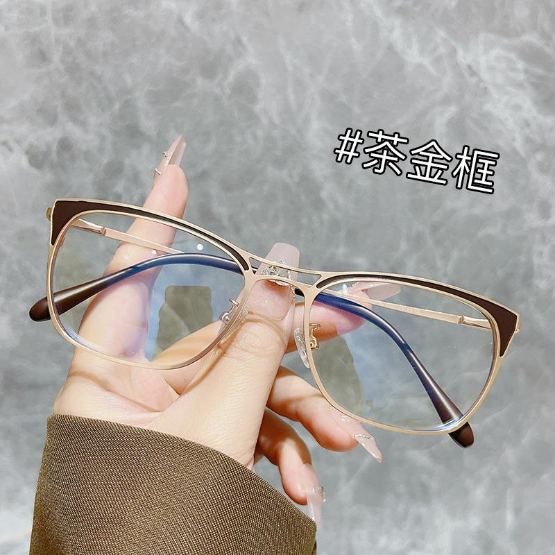 Очки с защитой от синего света, оправа с двойным лучом Wind Cat S Eye, зеркало с плоским светом Advanced Sense Retro, можно сочетать с градусами
Очки с защитой от синего света, оправа с двойным лучом Wind Cat S Eye, зеркало с плоским светом Advanced Sense Retro, можно сочетать с градусами