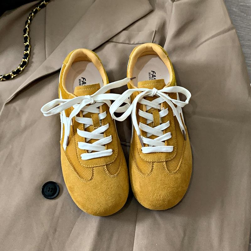 Korean version of German training shoes women s little white shoes 2025 new spring and autumn flat-bottomed versatile Internet celebrity first hand 35
Korean version of German training shoes women s little white shoes 2025 new spring and autumn flat-bottomed versatile Internet celebrity first hand 35