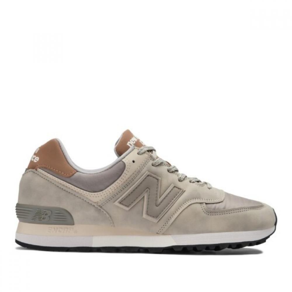 New Balance 576 Nostalgic Sepia Sneakers Ou576gt Grey IT43 
New Balance 576 Nostalgic Sepia Sneakers Ou576gt Grey IT43