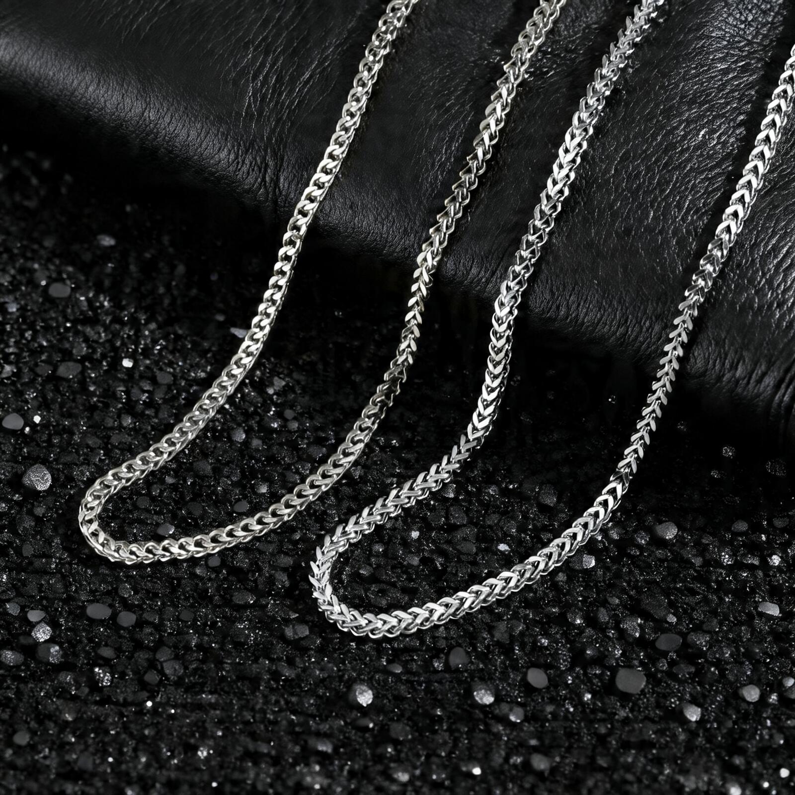 Vintage Chain Necklace for Men Boys,3/5/7mm Stainless Steel Miami Curb Cuban Link Collars,Rock Punk Jewelry Gifts 7mm&60cm 24inch
Vintage Chain Necklace for Men Boys,3/5/7mm Stainless Steel Miami Curb Cuban Link Collars,Rock Punk Jewelry Gifts 7mm&60cm 24inch