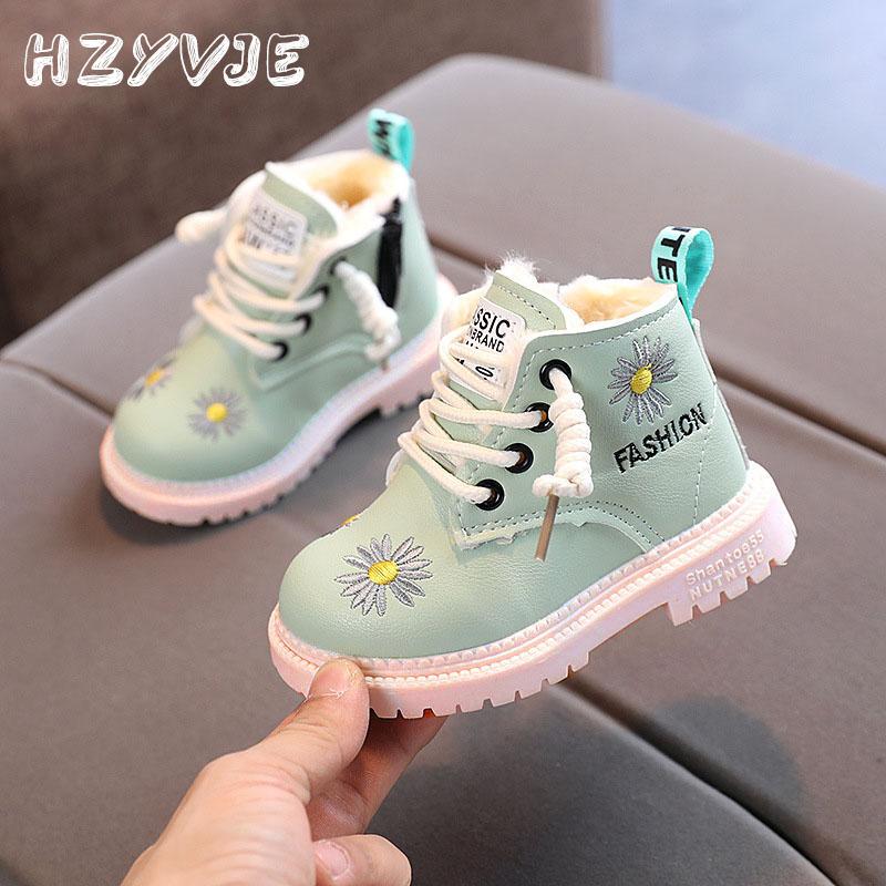 Winter Kids Cotton Boots Little Daisy Embroidery Print Children s Keep Warm Shoes Short Boots Side Zipper Snow Boots 29 зелёный
Winter Kids Cotton Boots Little Daisy Embroidery Print Children s Keep Warm Shoes Short Boots Side Zipper Snow Boots 29 зелёный