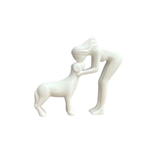 Woman And Dog Sculpture 3D Printed Tabletop Women Kissing Dog Figurine for Living Room Office Home Desk Shelf Decor білий
Woman And Dog Sculpture 3D Printed Tabletop Women Kissing Dog Figurine for Living Room Office Home Desk Shelf Decor білий