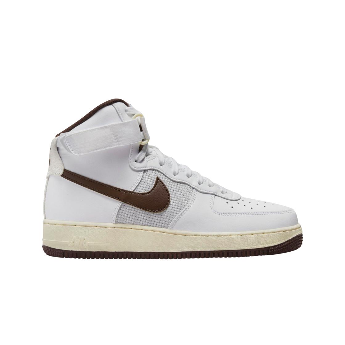 Мужские кроссовки Nike Air Force 1 High 07 LV8 White and Light Chocolate DM0209-101
Мужские кроссовки Nike Air Force 1 High 07 LV8 White and Light Chocolate DM0209-101