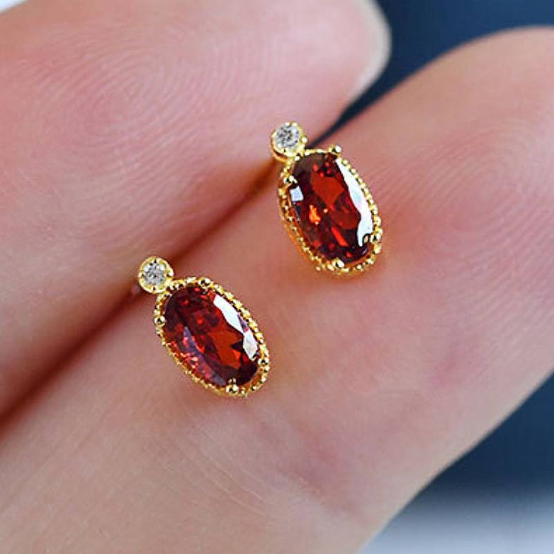 Huitan Mini Women Stud Earrings Inlaid White/Red Shiny CZ Simple Accessories for Wedding Daily Versatile Fashion Party Zircon
Huitan Mini Women Stud Earrings Inlaid White/Red Shiny CZ Simple Accessories for Wedding Daily Versatile Fashion Party Zircon
