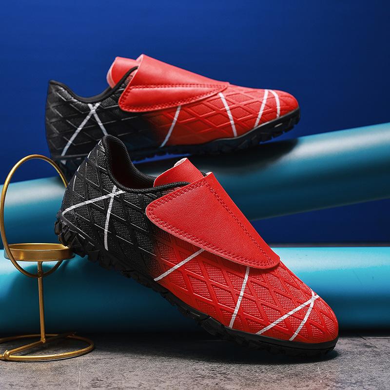 Детские футбольные бутсы с низким верхом на липучке, новые дышащие студенческие профессиональные тренировочные бутсы, футбольные бутсы с длинными шипами 39
Детские футбольные бутсы с низким верхом на липучке, новые дышащие студенческие профессиональные тренировочные бутсы, футбольные бутсы с длинными шипами 39