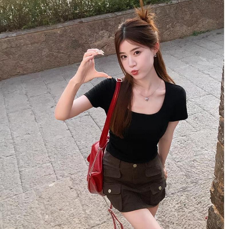 Purple short-sleeved T-shirt women s summer 2026 new versatile slim-fitting shoulder square collar French collarbone sweet top xl( 57.5-65kg ) чорний
Purple short-sleeved T-shirt women s summer 2026 new versatile slim-fitting shoulder square collar French collarbone sweet top xl( 57.5-65kg ) чорний