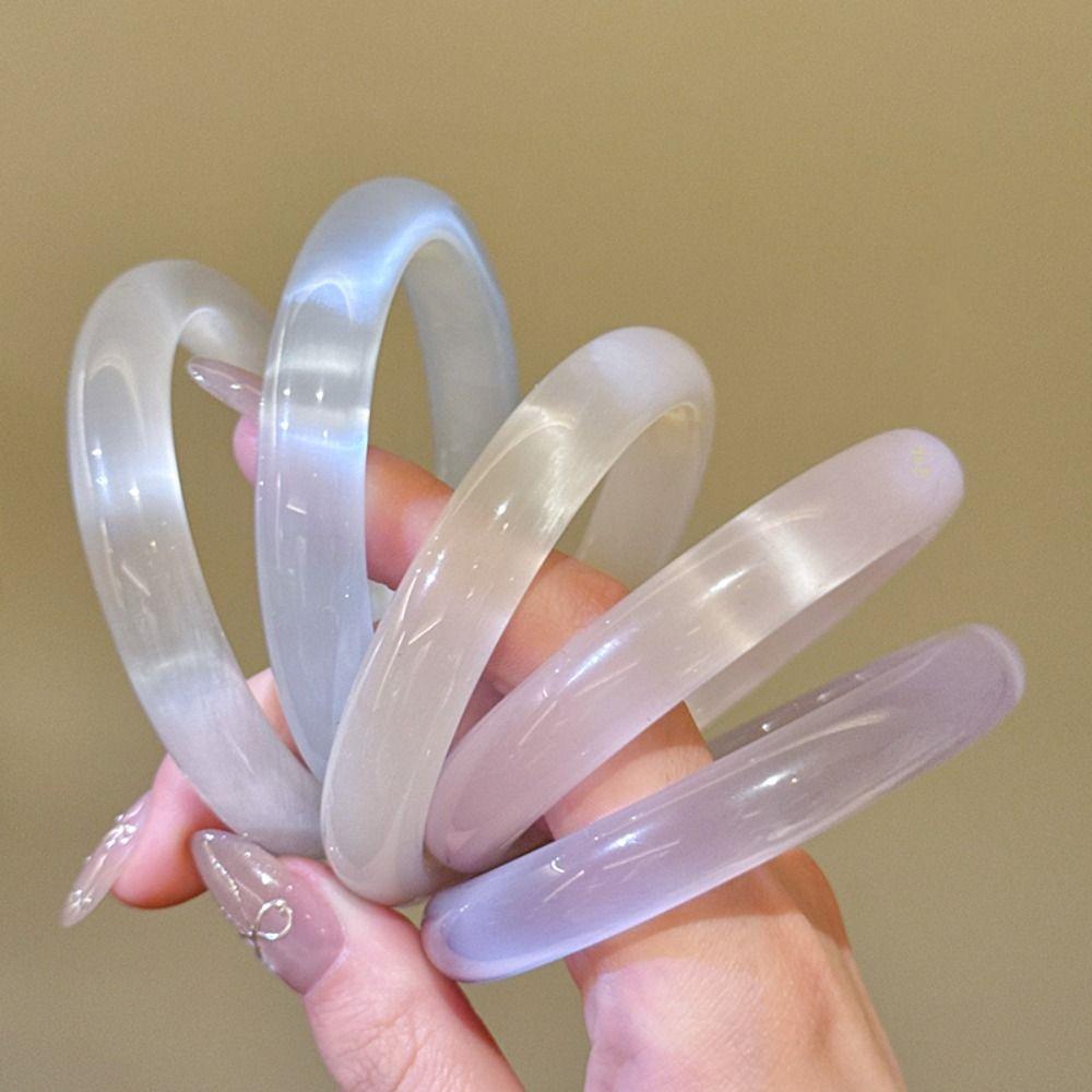 White Moonlight Chinese Style Bangle Geometric Retro Hand Ring Simple Circular Bracelet Girls 62mm світло-синій колір
White Moonlight Chinese Style Bangle Geometric Retro Hand Ring Simple Circular Bracelet Girls 62mm світло-синій колір