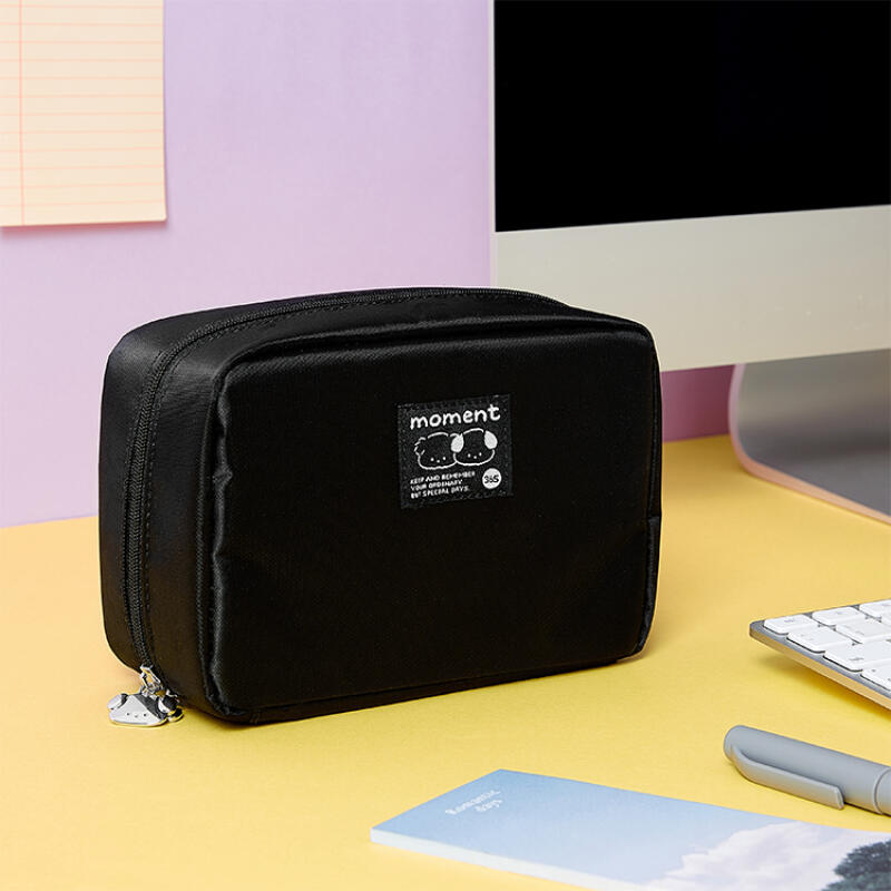 moment 7-pocket pouch (37003235)
moment 7-pocket pouch (37003235)