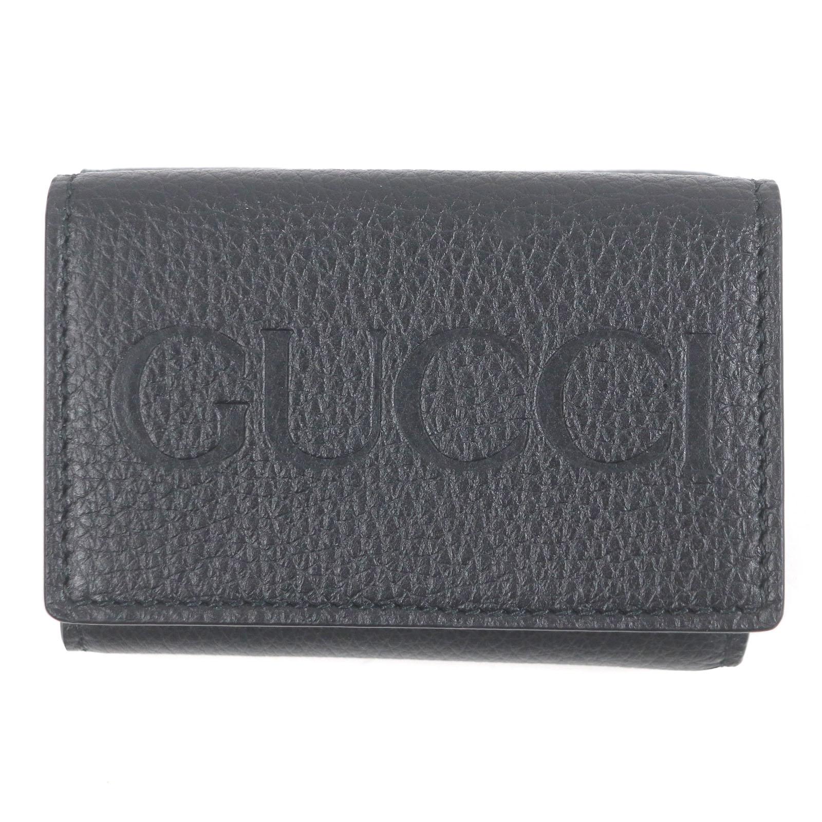 GUCCI Tri-fold wallet embossed logo compact wallet black leather mens 736151 Used
GUCCI Tri-fold wallet embossed logo compact wallet black leather mens 736151 Used