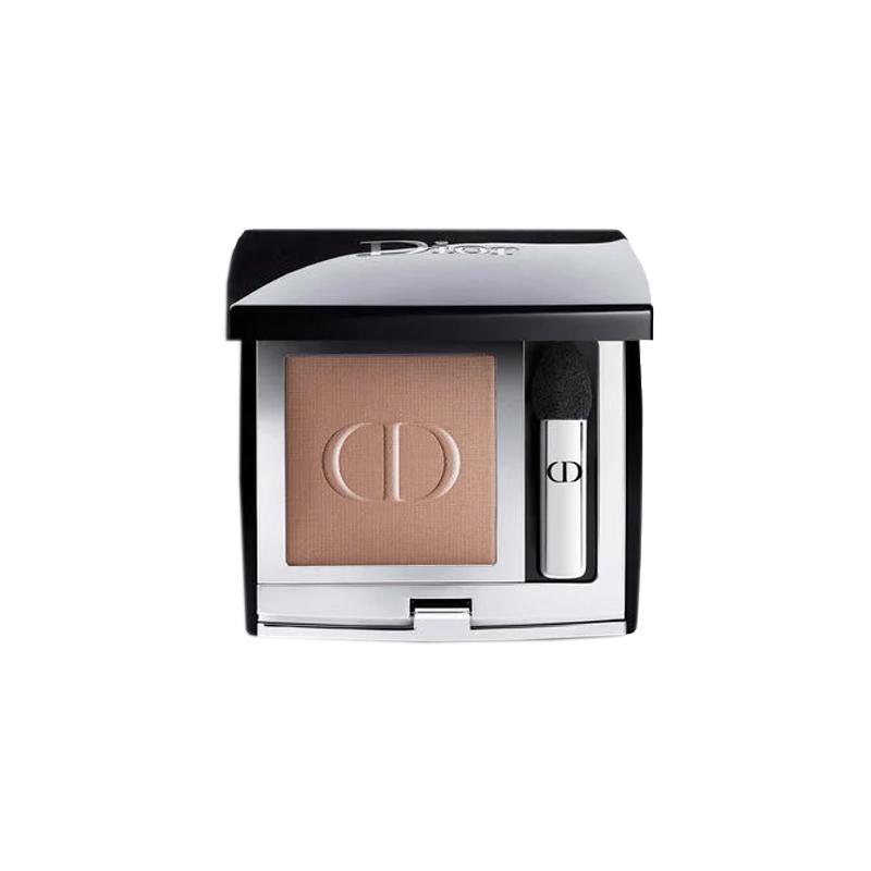 DIOR s old version of stunning single color eye shadow, silky and delicate, easy to color, eye modification without makeup removal 443 Hazelnut Latte білий
DIOR s old version of stunning single color eye shadow, silky and delicate, easy to color, eye modification without makeup removal 443 Hazelnut Latte білий