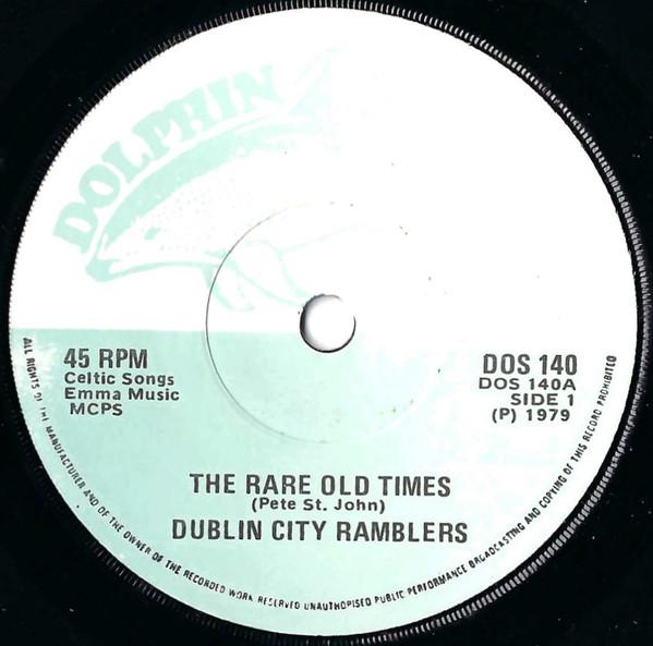 7inch Record DUBLIN CITY RAMBLERS The Rare Old Times DOS140 Dolphin Records 1979 Ireland CountryFolk Used
7inch Record DUBLIN CITY RAMBLERS The Rare Old Times DOS140 Dolphin Records 1979 Ireland CountryFolk Used