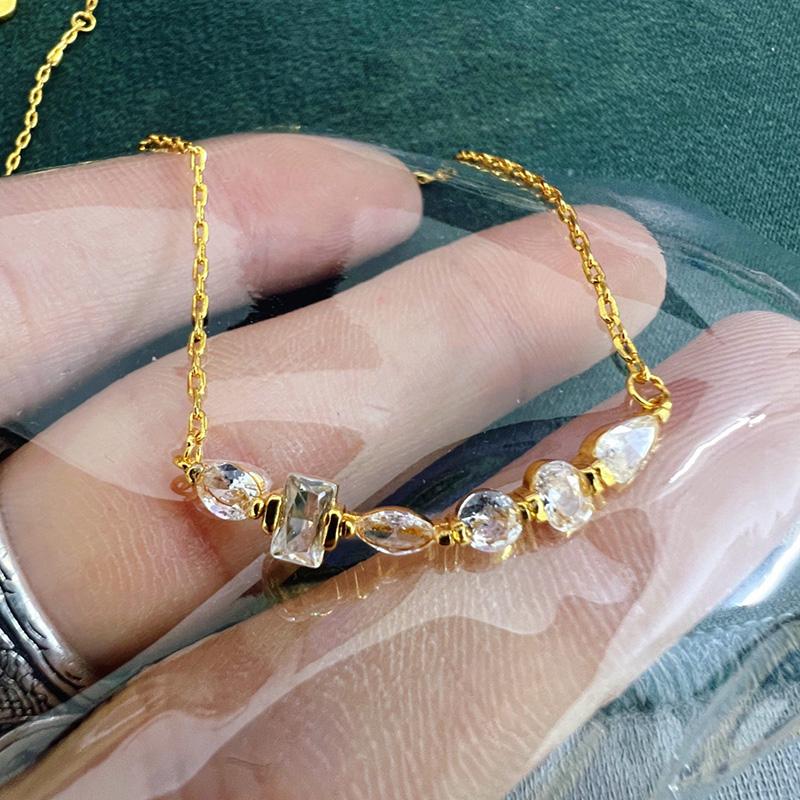New Luxury Shiny 5A Zircon 925 Sterling Sliver Necklace for Woman Wedding Fine jewelry Plated 18k White Gold Wedding Necklace
New Luxury Shiny 5A Zircon 925 Sterling Sliver Necklace for Woman Wedding Fine jewelry Plated 18k White Gold Wedding Necklace