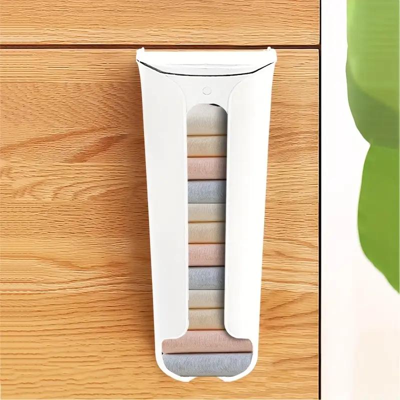 Настенный ящик для хранения нижнего белья и носков, органайзер для хранения, экономит место, складной подвесной органайзер, гардероб для дома в общежитии 1PCS белый
Настенный ящик для хранения нижнего белья и носков, органайзер для хранения, экономит место, складной подвесной органайзер, гардероб для дома в общежитии 1PCS белый