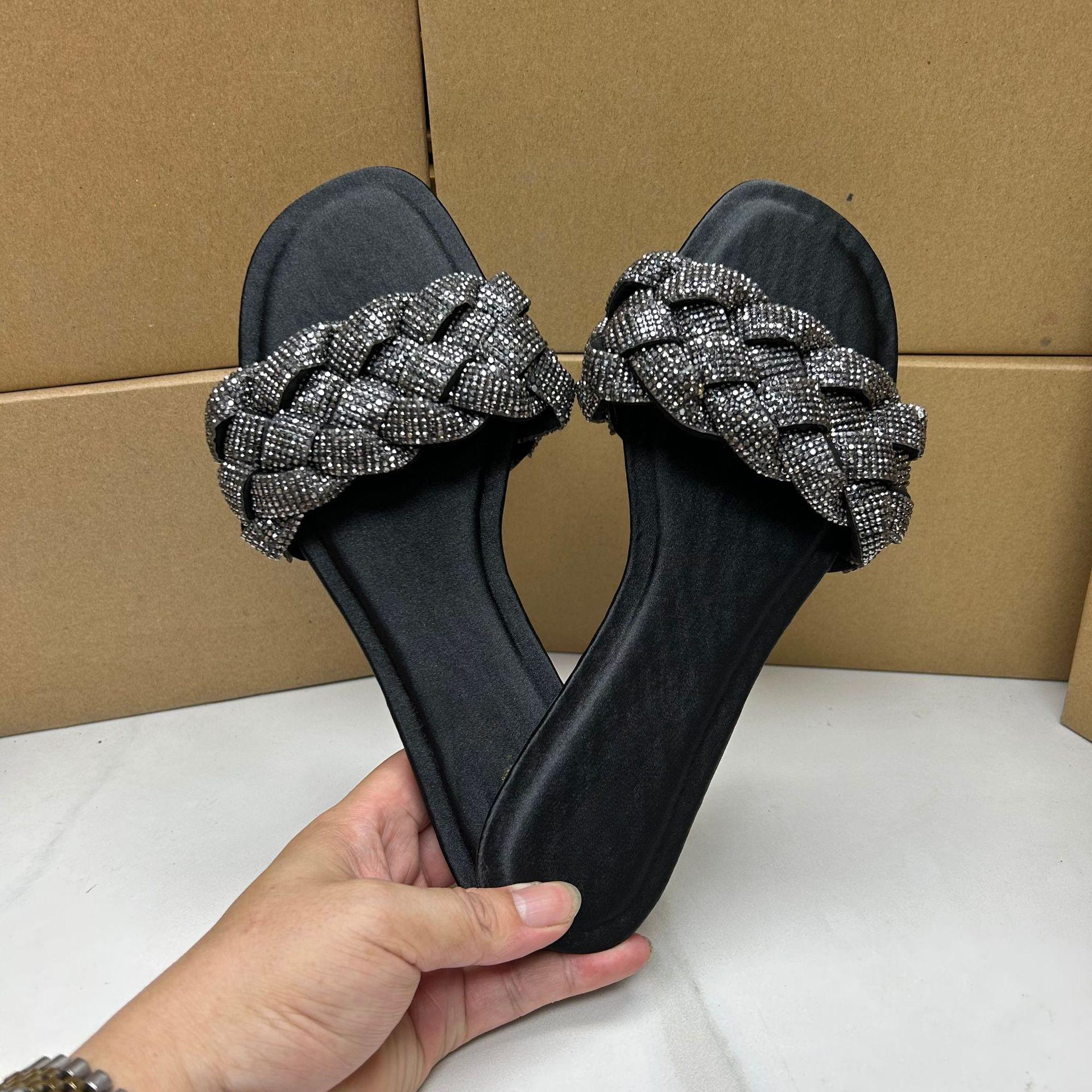 модные женские туфли Silppers Summer Seaside Women Shoe 2024 Design Flat каблук Square Toe Soft Bottom Shiny Rhinestones Street Woman Slides 40 чёрный
модные женские туфли Silppers Summer Seaside Women Shoe 2024 Design Flat каблук Square Toe Soft Bottom Shiny Rhinestones Street Woman Slides 40 чёрный