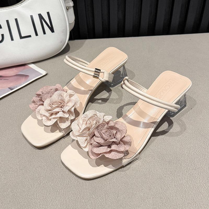 Thick heel one-word slippers women s shoes summer camellia flower cool slippers with skirt sandals 35 бежевый
Thick heel one-word slippers women s shoes summer camellia flower cool slippers with skirt sandals 35 бежевый