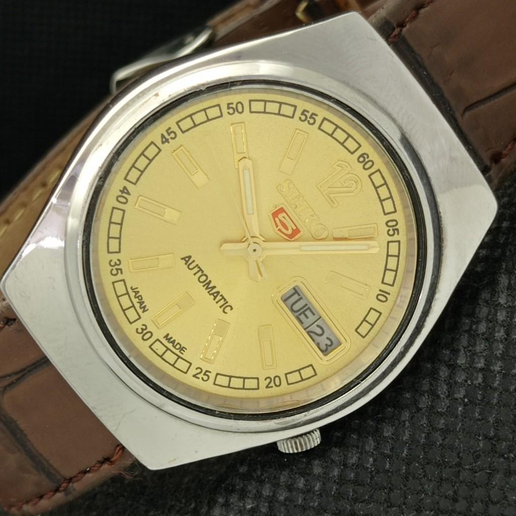 Б/У винтажные мужские часы SEIKO 5 AUTO 7009A из Японии, день/дата, золотистые, 595a-a312342-9 SKU595a-a312342
Б/У винтажные мужские часы SEIKO 5 AUTO 7009A из Японии, день/дата, золотистые, 595a-a312342-9 SKU595a-a312342