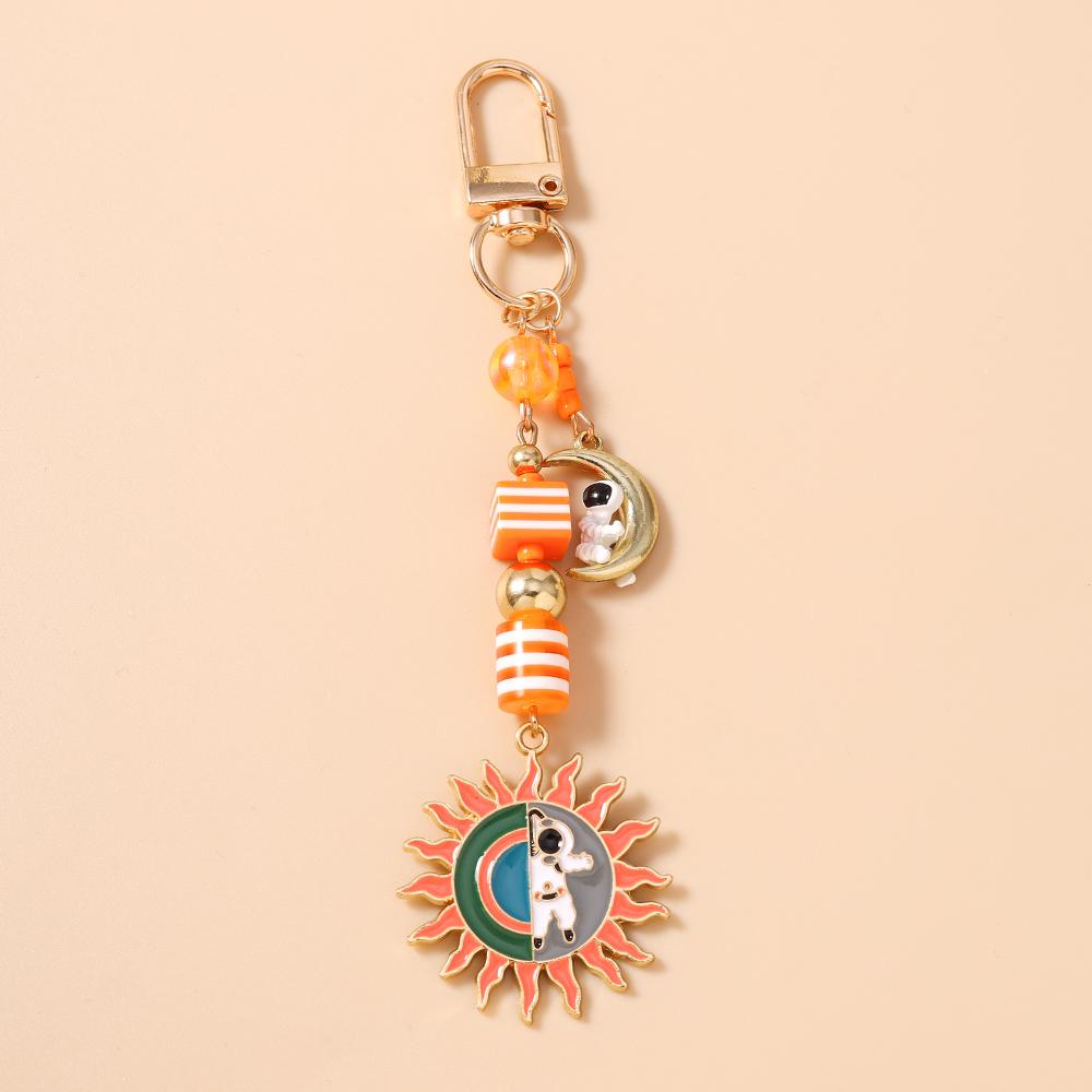 Fashion Planet Keychain Women Girls Astronaut Key Ring Pendant for Car Key Holder Handbag Decor DIY Handmade Jewelry Gift
Fashion Planet Keychain Women Girls Astronaut Key Ring Pendant for Car Key Holder Handbag Decor DIY Handmade Jewelry Gift