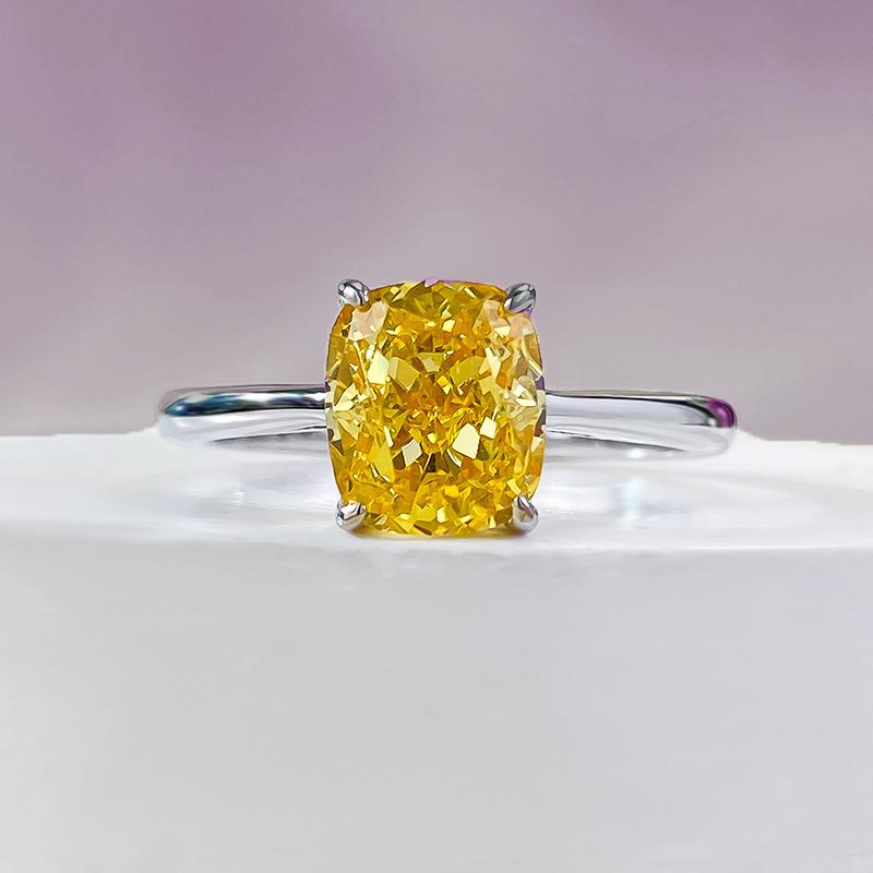Lulu Tongzhu Women s Wedding Ring: S925 Silver, 1.25 Carat Cushion-Cut Yellow Simulated Diamond Size 8
Lulu Tongzhu Women s Wedding Ring: S925 Silver, 1.25 Carat Cushion-Cut Yellow Simulated Diamond Size 8