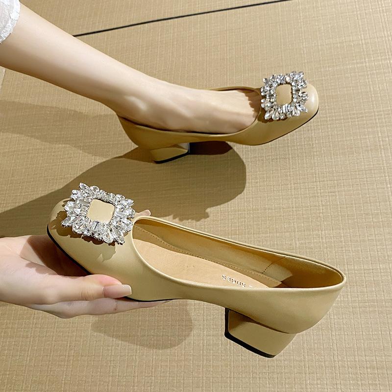 Leather single shoes women s buckle rhinestone shallow mouth women s shoes spring 2025 new thick heel soft sole small fragrant Mary Jane shoes Comfort shoes, 1 year warranty абрикосовий
Leather single shoes women s buckle rhinestone shallow mouth women s shoes spring 2025 new thick heel soft sole small fragrant Mary Jane shoes Comfort shoes, 1 year warranty абрикосовий