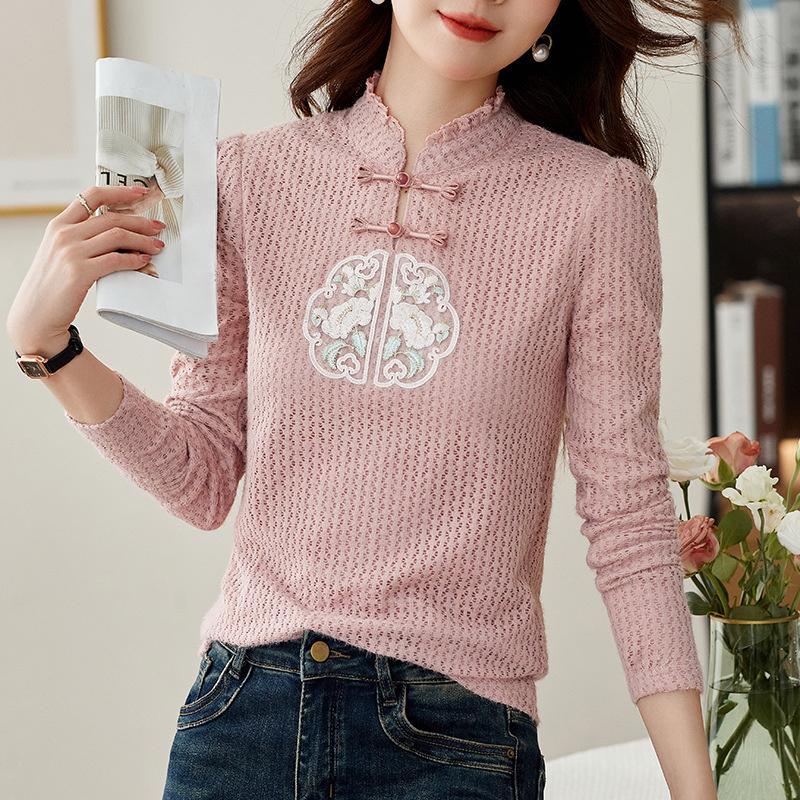 Autumn and winter fleece-lined women s long-sleeve base shirt, 2026 new model, new Chinese-style top, thickened, warm, stylish lace shirt S розовый
Autumn and winter fleece-lined women s long-sleeve base shirt, 2026 new model, new Chinese-style top, thickened, warm, stylish lace shirt S розовый