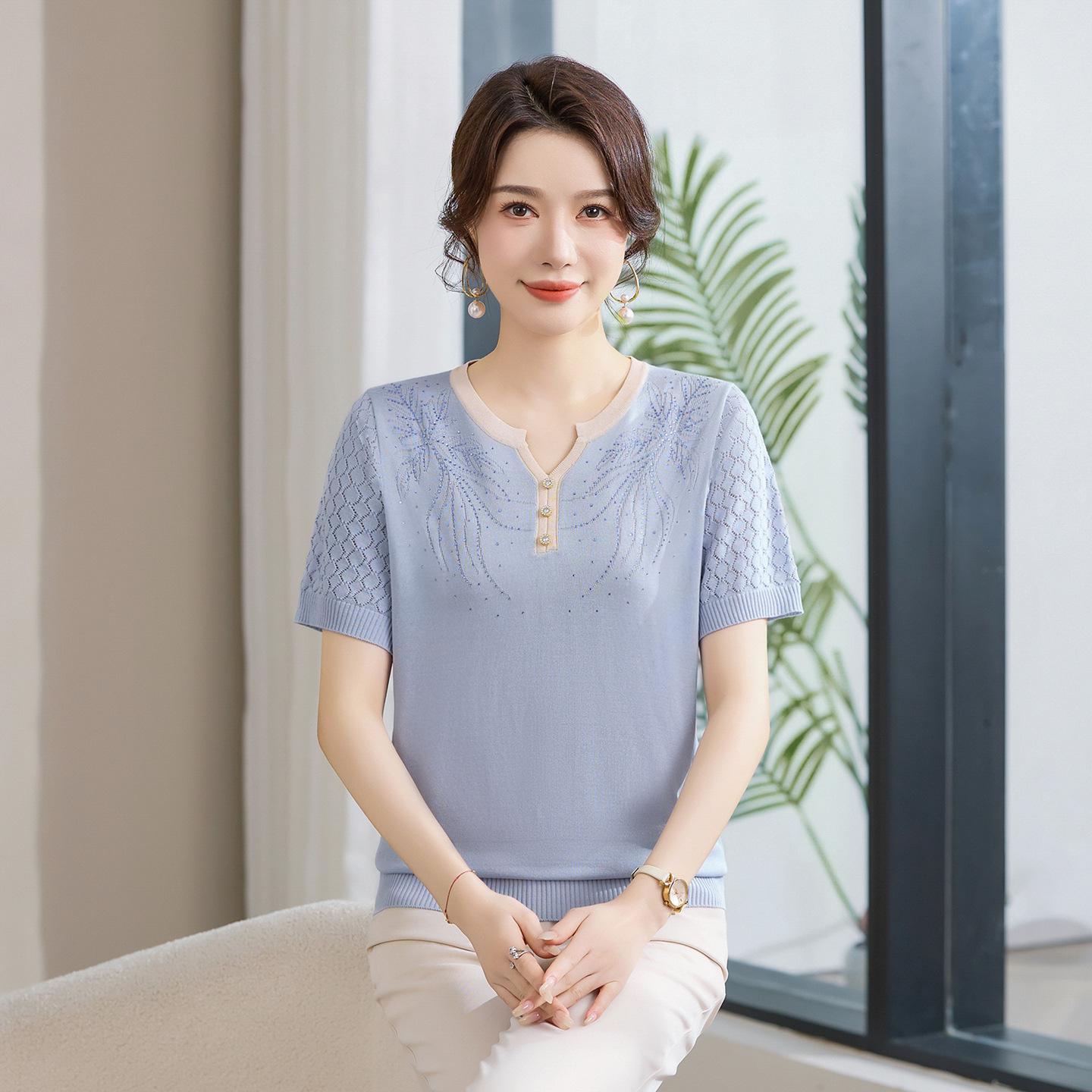 Women s Plus Size Ice Silk V-Neck Short Sleeve Knit Top 3XL (65-78kg)
Women s Plus Size Ice Silk V-Neck Short Sleeve Knit Top 3XL (65-78kg)
