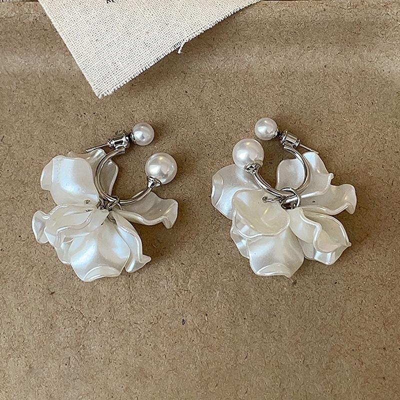 PONYKISS Sterling Silver 14K Gold Pearl Acrylic Flower Stud Earring for Women Trendy Plant Fine Minimalist Accessory
PONYKISS Sterling Silver 14K Gold Pearl Acrylic Flower Stud Earring for Women Trendy Plant Fine Minimalist Accessory