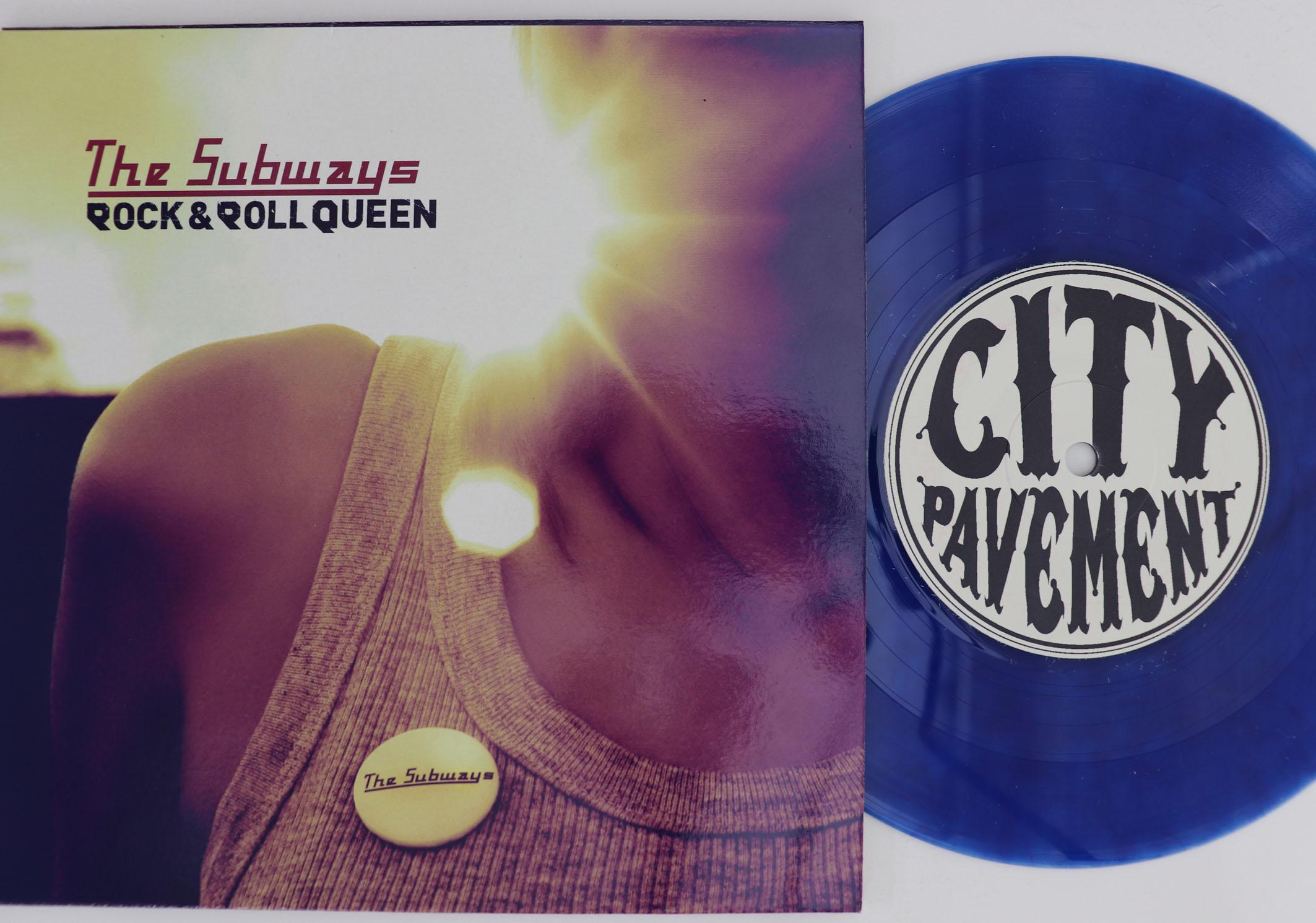 7inch Record SUBWAYS Rock Roll Queen Under The Sun WEA390 CITY PAVEMENT 2005 UK Rock Used
7inch Record SUBWAYS Rock Roll Queen Under The Sun WEA390 CITY PAVEMENT 2005 UK Rock Used