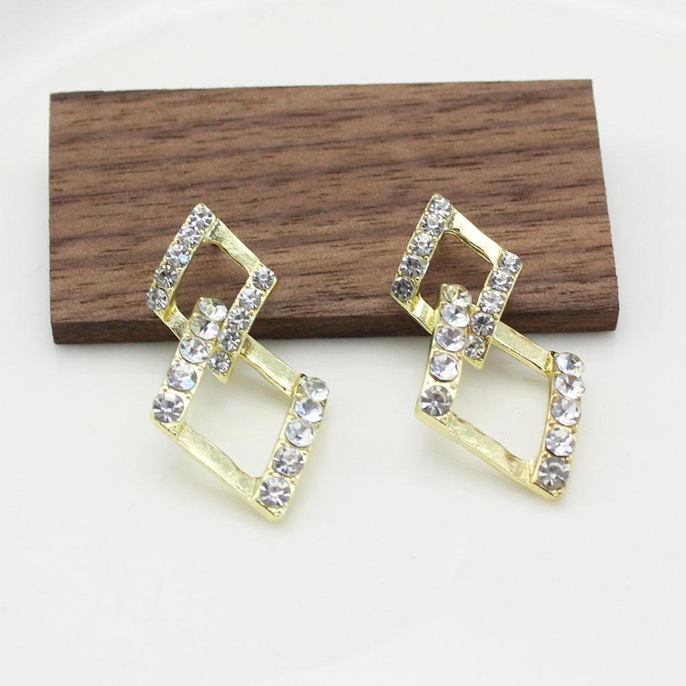Metal Double Layers Square Rhombus Long Drop Earring for Women Gold Color Simple Crystal Hollow Geometry Zircon Girlfriend Gift
Metal Double Layers Square Rhombus Long Drop Earring for Women Gold Color Simple Crystal Hollow Geometry Zircon Girlfriend Gift
